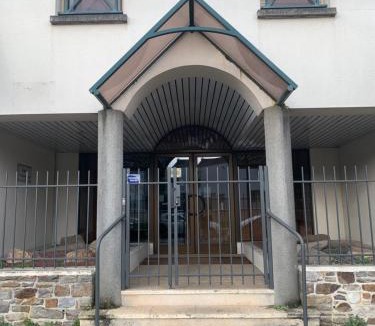 Vitre Apartment | Charmant Studio