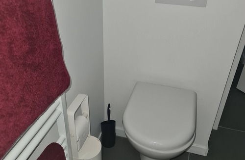 Saint-Rambert Apartment | Charmant Studio Indépendant, Bien Équipé