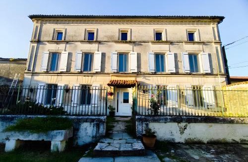 Courbillac Apartment | Charmant studio le 1864