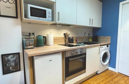 Dreux Apartment | Charmant studio mansardé