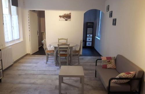 Dieppe Apartment | Charmant Studio Meublé (en plein centre de Dieppe)