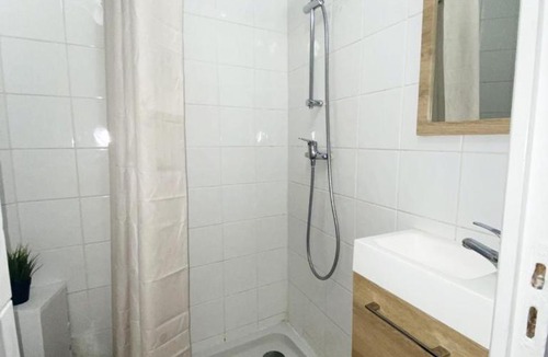 Auteuil Apartment | Charmant studio Parisien chic