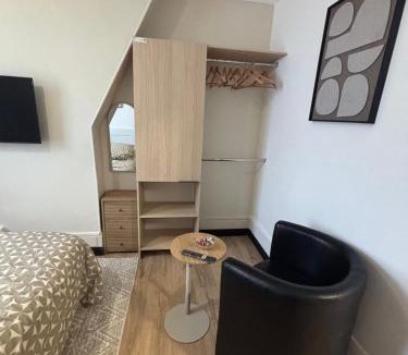 Quartier de la Folie-Mericourt Apartment | Charmant studio rénové au cœur de Paris 2mn métro