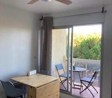 Carnon-Plage Apartment | Charmant studio refait à neuf CARNON port 34