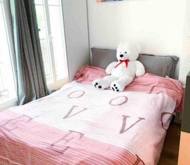 Maisons-Alfort Apartment | Charmant Studio Rue Piétonne Métro 2 Min Paris 15 Min