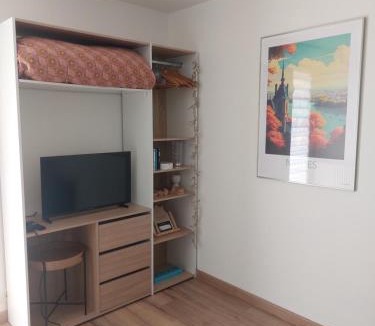 Les Sorinieres Apartment | Charmant studio tout équipé