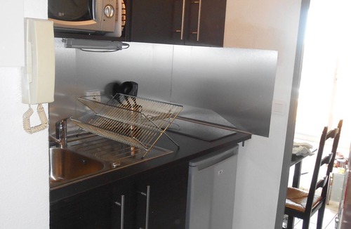 Gares Apartment | Charmant T1 Avec Parking Proche Centre ET Arret Tram