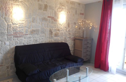 Gares Apartment | Charmant T1 Avec Parking Proche Centre ET Arret Tram