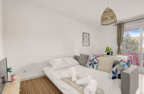 Grenade Apartment | Charmant T2 avec terrasse – Idéal pour 4 voyageurs