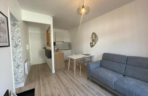 Cholet Apartment | Charmant T2 avec cour extérieure