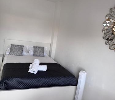 Maurepas Apartment | Charmant T2 avec parking privé