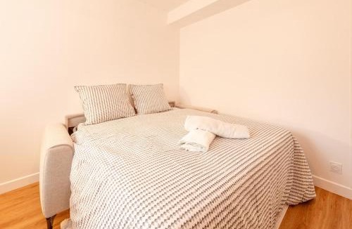Esbly Apartment | Charmant T2 cocooning au coeur d'Esbly, proche gare et Disney