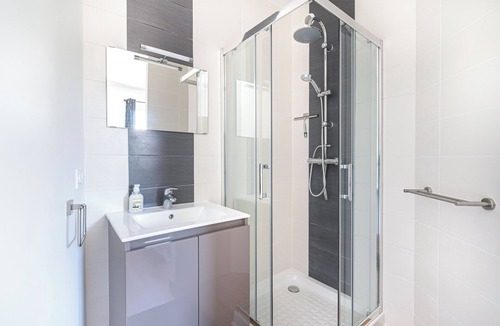 Rochefort-sur-Loire Apartment | Charmant T2 au Bord de L'eau