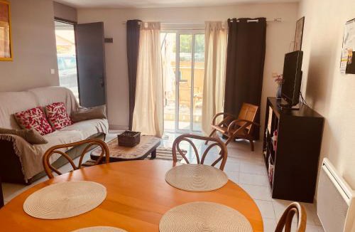 Villeneuve-de-la-Raho Apartment | Charmant T2 à 5 minutes du Lac