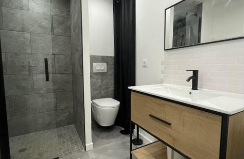 Argeles Gazost Apartment | Charmant T2, parking privé