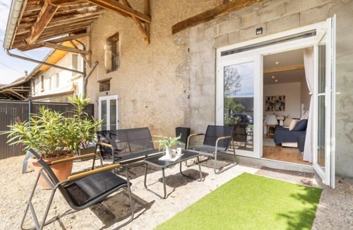 Briord Apartment | Charmant T4