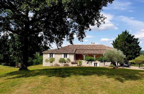 Sainte-Juliette House | Charmante Bastide quercynoise atypique en pierre