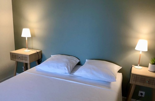 Puechabon Bed & Breakfast | Charmante Chambre D'hôte en Pleine Nature Avec Piscine
