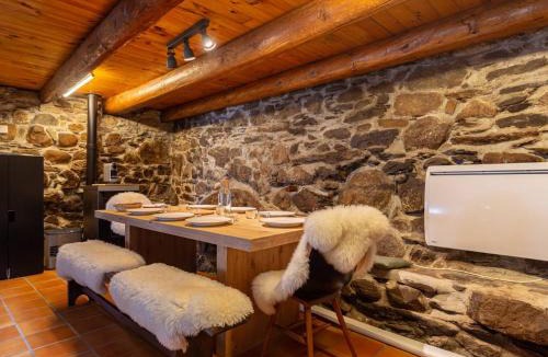 Cazaux-Frechet House | Charmante grange rénovée pour 8 pers. à Aneran - FR-1-695-80