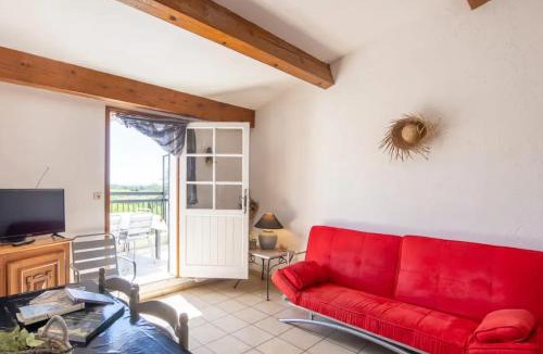 Orgnac-l'Aven Apartment | Charmante location avec piscine partagée à Orgnac-l'Aven, 60 m²tr