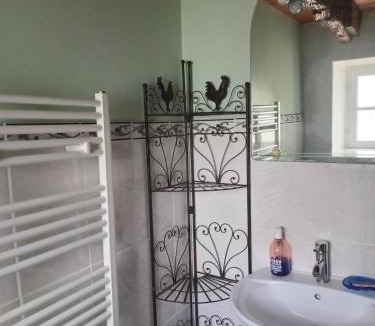 Bourbriac House | Charmante longère bretonne