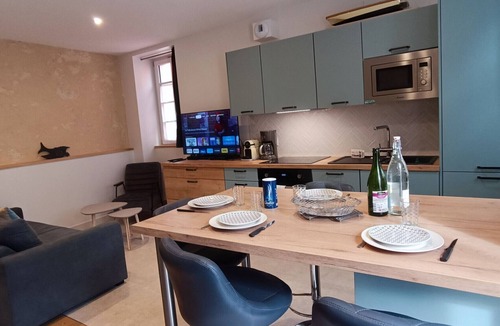 Les Sables d'Olonne Ski Chalet | Charmante Maison de Pêcheur - proche mer