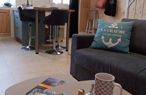 Les Sables d'Olonne Ski Chalet | Charmante Maison de Pêcheur - proche mer