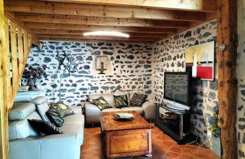 Siaugues-Sainte-Marie House | Charmante maison avec piscine privée à Siaugues-Sainte-Marie