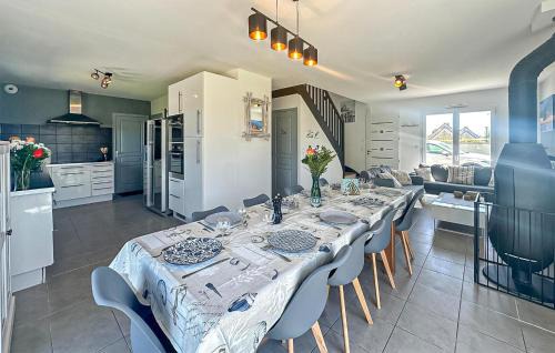 Le Vivier-sur-Mer House | Charmante Maison Proche Plage