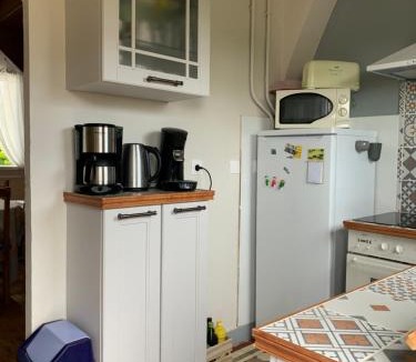 Ouistreham House | Charmante maison à 30m de la plage, wifi, vélo