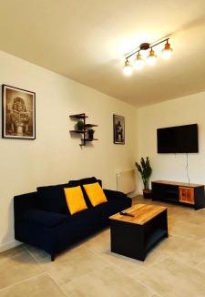 Denain House | Charmante maison à Denain en couple ou solo