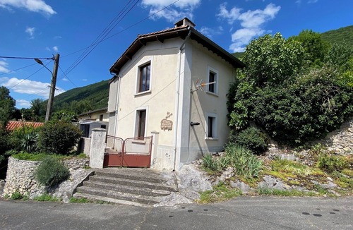 Galie House | Charmante Maison à la Montagne
