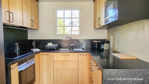 Tourgeville House | Charmante maison, 8 personnes, piscine et tennis