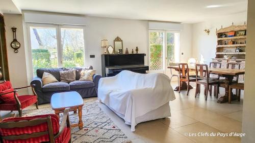 Tourgeville House | Charmante maison, 8 personnes, piscine et tennis