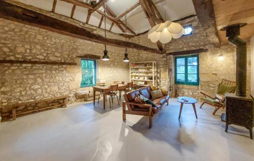 Monsac House | Charmante Maison Avec Piscine