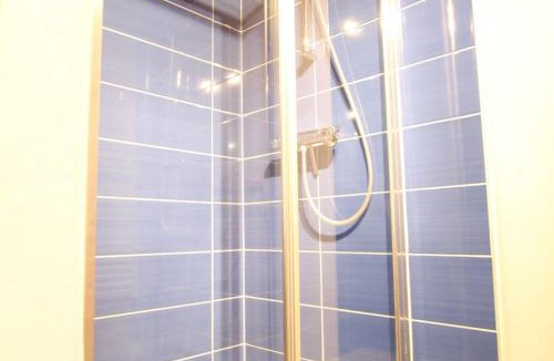 Aurec-sur-Loire House | Charmante Maison de Ferme avec Cour Fermée, Proche Loisirs et Nature - FR-1-582-191
