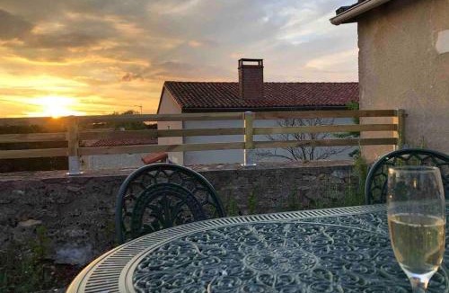 Vouleme House | Charmante maison dans la vallée de la Charente