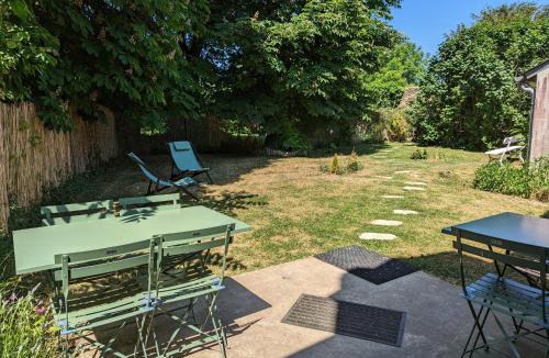 Audeville House | Charmante maison de campagne avec jardin privé, près de Paris et Orléans, idéale pour familles - FR-1-590-136
