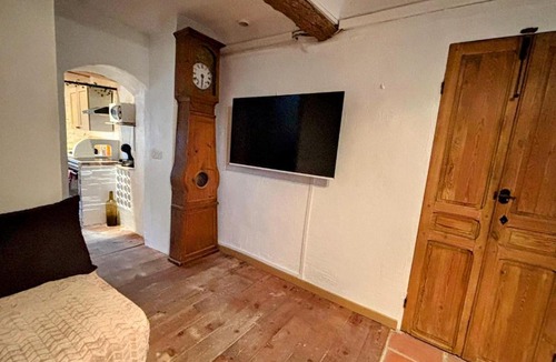 Bonson House | Charmante maison de village