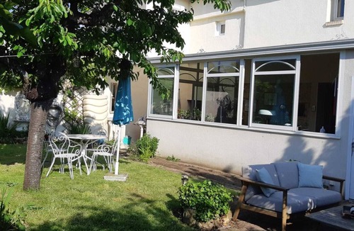 Quartier Malherbe House | Charmante Maison de Ville Avec Jardin