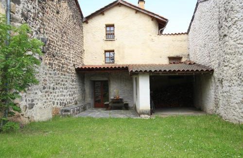 Ceaux-d'Allegre House | Charmante maison en pierres avec terrasse, proche cité médiévale, nature et lac - FR-1-582-19