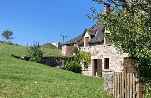 Saint-Amandin House | Charmante maison en pierres