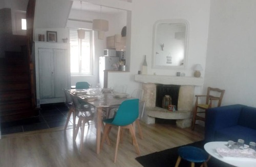 Le Treport House | Charmante Maison et sa Cour Anglaise