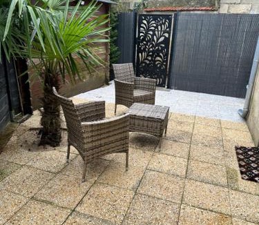 Crouy-en-Thelle Apartment | Charmante maison