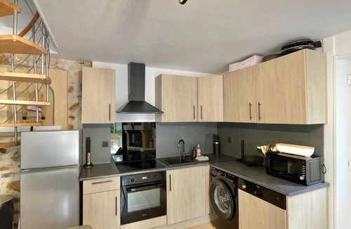 Melun House | Charmante Maison Mitoyenne