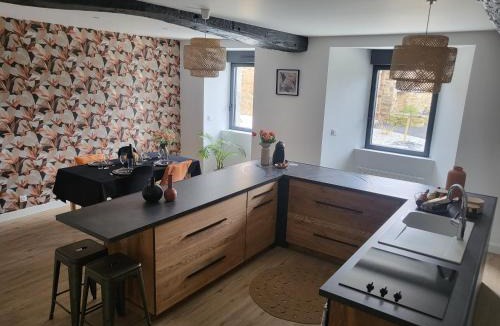 Tinteniac House | Charmante maison près du canal