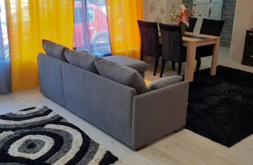 Charleville-Mezieres Apartment | Charmante petite maison