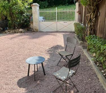 Gennes House | Charmante petite maison