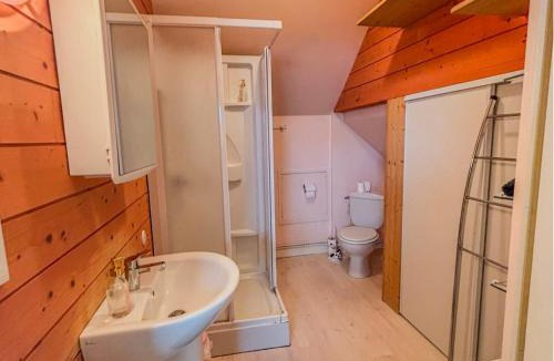Auguaise House | Charmante studette au calme avec terrasse et parking