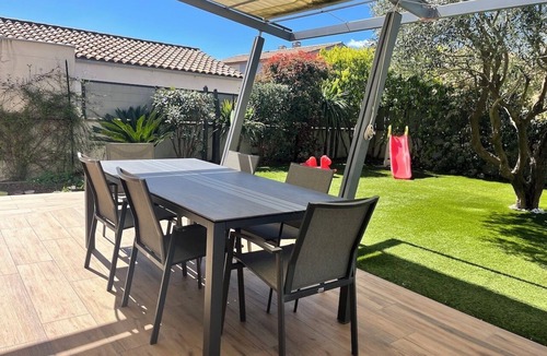 Teyran Villa | Charmante Villa Climatisée Avec Piscine